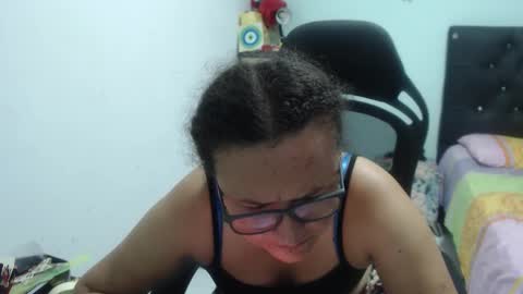 Snapshot of ariadna_6 chatting on 11/01/25, 06:21 ...Ariana... online show from 11/01/25, 06:21