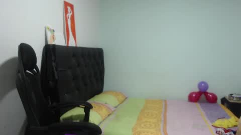 ...Ariana... online show from 05/02/26, 04:12