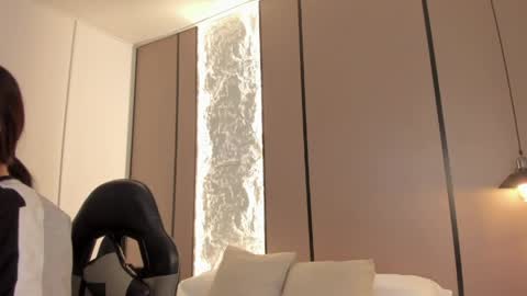 Snapshot of ariadna_boneville chatting on 04/02/26, 03:04 A R I A D N A online show from 04/02/26, 03:04