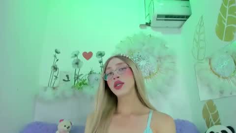 Angel online show from 02/06/26, 05:12