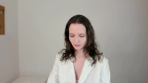 Ariadna online show from 04/27/26, 12:19