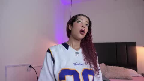 Ariadna online show from 11/09/25, 03:38