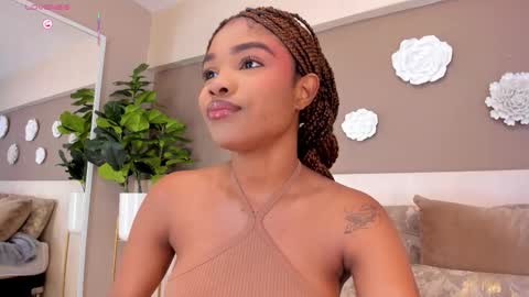 Snapshot of ariafoster chatting on 11/28/25, 04:04 Aria Foster online show from 11/28/25, 04:04