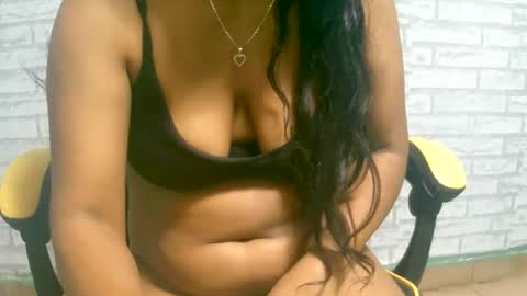 ariah13 online show from 05/18/26, 05:24