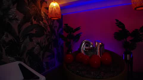 ariah online show from 10/18/25, 01:34