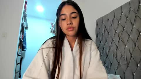 Aria Montgomery online show from 12/22/24, 06:17