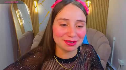 Snapshot of ariana18_b chatting on 03/20/26, 01:05 ariana18_b online show from 03/20/26, 01:05