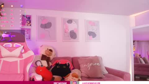 Snapshot of ariana_bae_ chatting on 03/12/25, 11:54 online show from 03/12/25, 11:54