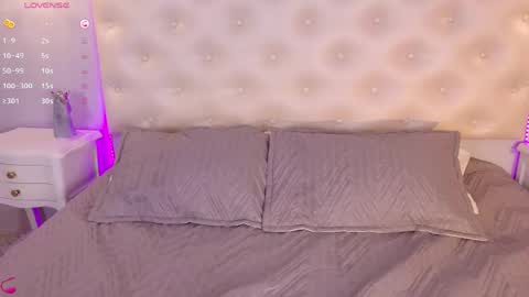 Snapshot of ariana_carterr chatting on 04/25/26, 07:22 ariana_carterr online show from 04/25/26, 07:22