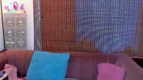 Ariana Cruz online show from 12/04/25, 04:16