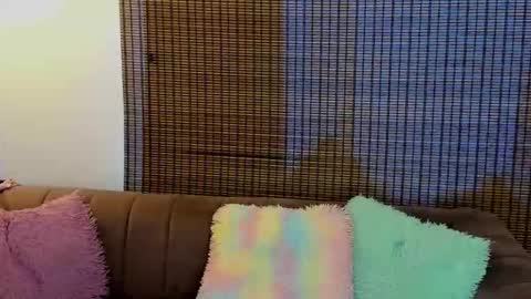 Ariana Cruz online show from 05/17/26, 12:56