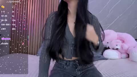 Ariana online show from 10/26/25, 12:22