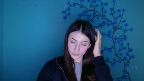 Ariana online show from 12/16/25, 12:21