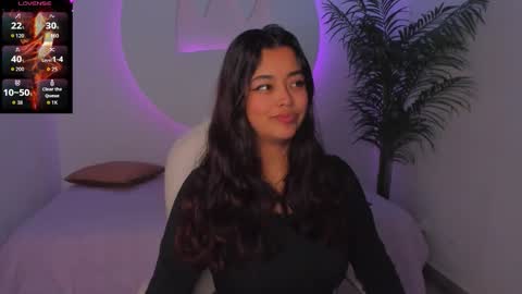 Snapshot of ariana_pierce chatting on 11/06/25, 12:17 Ariana online show from 11/06/25, 12:17