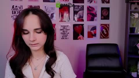 ariana_ross7 online show from 07/08/26, 07:18