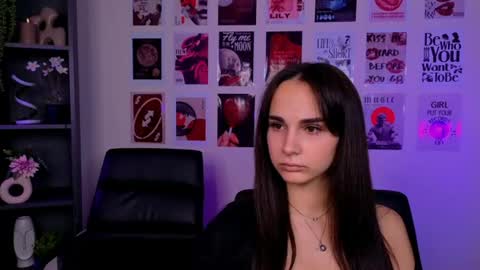 ariana_ross7 online show from 07/22/26, 09:12