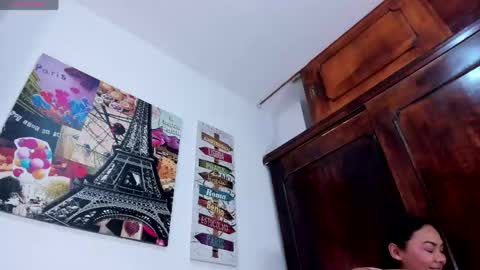Snapshot of arianaa_w chatting on 06/03/26, 02:33 arianaa_w online show from 06/03/26, 02:33