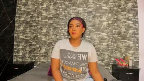 Ariana online show from 09/19/25, 12:17