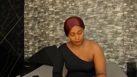 Ariana online show from 09/28/25, 12:32