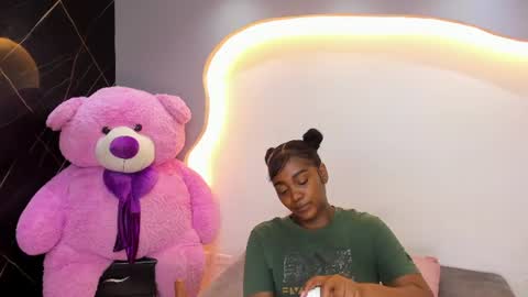 Ariana online show from 06/23/26, 12:14