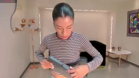 Ariana Castillo  online show from 07/19/26, 11:19