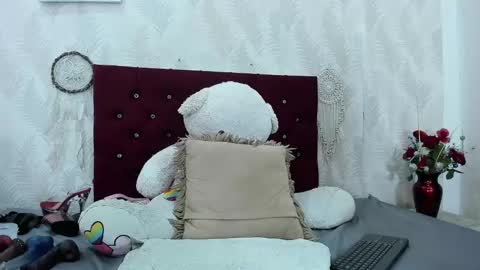 Snapshot of arianadiosa1 chatting on 03/05/25, 02:01 Ariana diosa online show from 03/05/25, 02:01