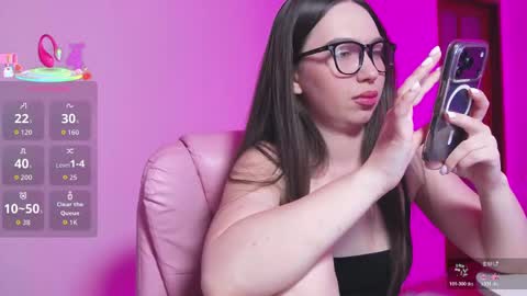 arianahot777 online show from 06/03/26, 08:47