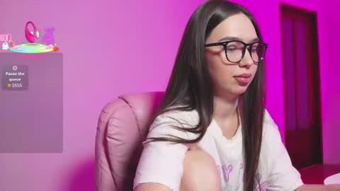 arianahot777 online show from 06/17/26, 09:49
