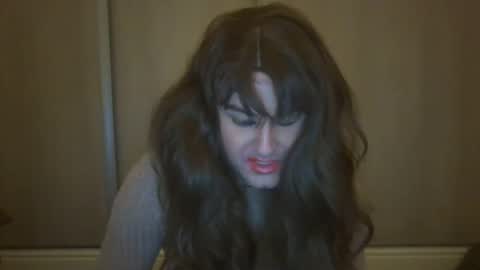 Snapshot of arianalopez98 chatting on 12/02/24, 03:47 Ariana 3 online show from 12/02/24, 03:47