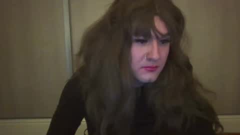 Snapshot of arianalopez98 chatting on 12/14/24, 08:40 Ariana 3 online show from 12/14/24, 08:40