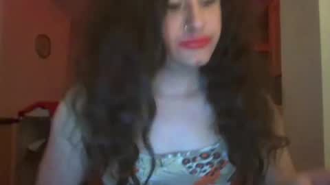 Snapshot of arianalopez98 chatting on 12/23/24, 12:52 Ariana 3 online show from 12/23/24, 12:52