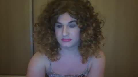 Snapshot of arianalopez98 chatting on 01/03/25, 06:14 Ariana 3 online show from 01/03/25, 06:14