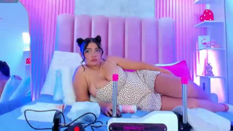 ArianaRougee online show from 07/04/26, 05:35