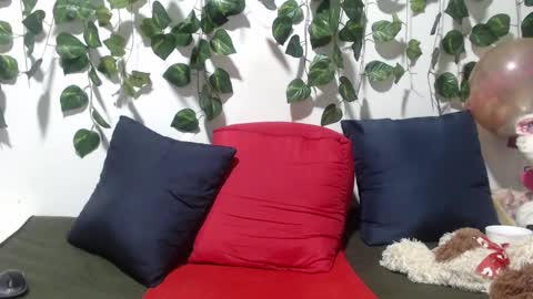 arianasanz1 online show from 02/05/25, 11:06