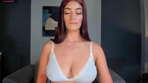 Ariana Tylor online show from 02/05/25, 07:53