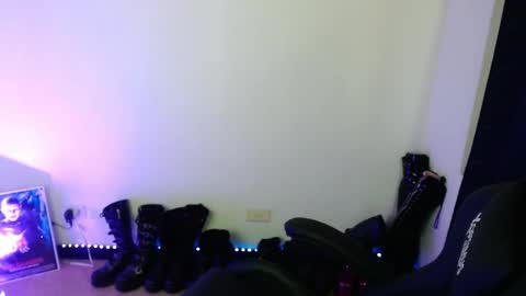 help me 100 hands up my OF is Free  online show from 04/29/26, 08:59