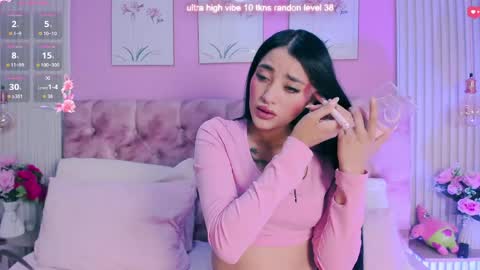 arianawest_ online show from 05/11/26, 12:33