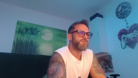 Snapshot of ariandeluna chatting on 01/08/25, 07:03 ariandeluna online show from 01/08/25, 07:03