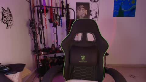 arianna_connorr online show from 04/29/26, 05:30