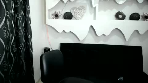 Snapshot of arianna_fairy chatting on 10/10/25, 12:26 ariana online show from 10/10/25, 12:26