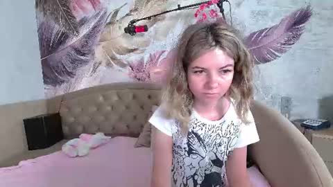 arianna_flower online show from 06/26/26, 11:53