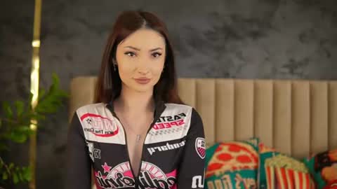 arianna_moonx online show from 07/10/26, 08:29