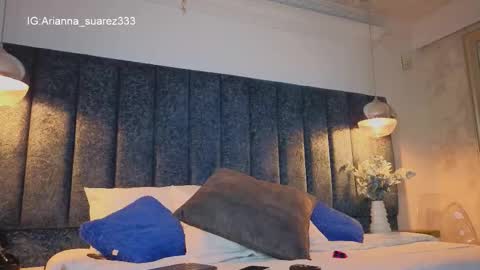 Snapshot of arianna_suarez1 chatting on 09/14/25, 11:31 Arianna online show from 09/14/25, 11:31