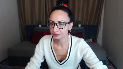 Arianna online show from 12/16/24, 09:46