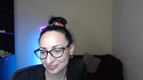 Arianna online show from 02/04/25, 09:41