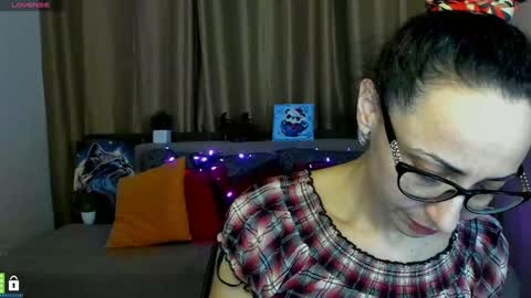 Arianna online show from 02/06/25, 03:31
