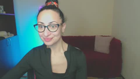 Arianna online show from 02/11/25, 10:07