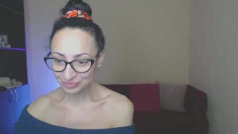 Arianna online show from 02/13/25, 01:05