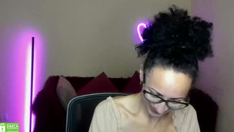 Snapshot of arianna_tifany chatting on 09/25/25, 05:38 Arianna online show from 09/25/25, 05:38