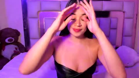 ariannacolins online show from 07/29/26, 01:59